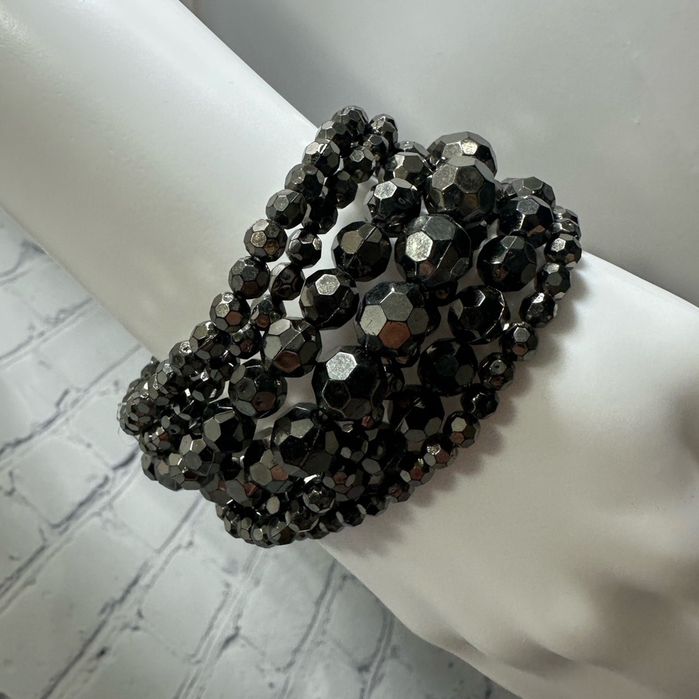 Grey/black Beaded bracelet